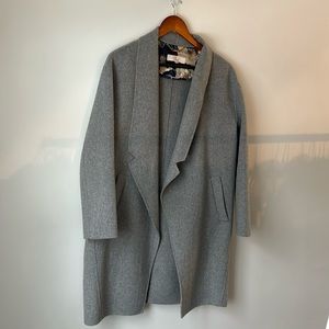 Stunning, like new, Eliza J grey coat